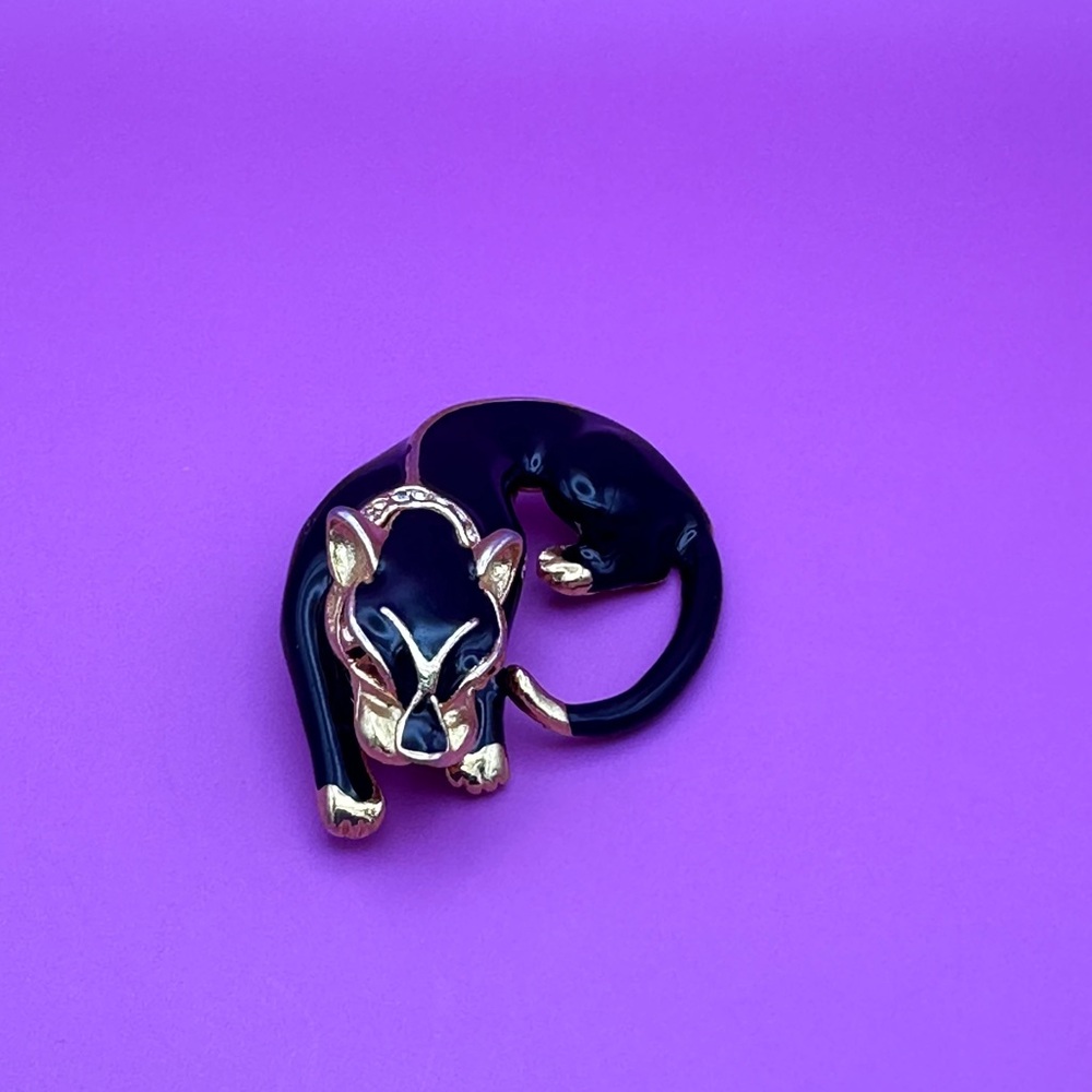 Gerry Black Panther Gold Tone Brooch Enamel Rhinestone Pin - Picture 11 of 12
